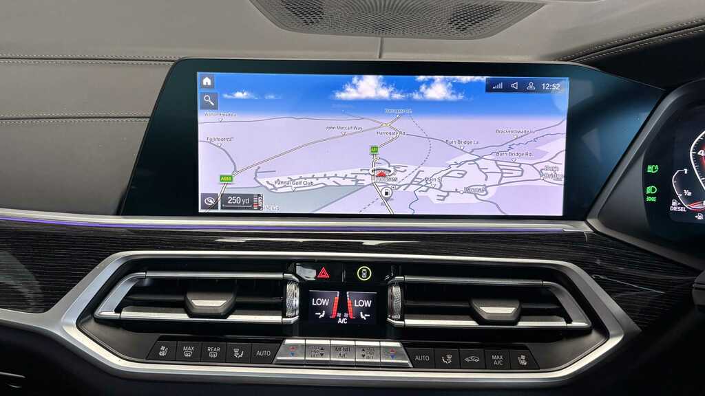 BMW X7 Xdrive40d Mht M Sport Step Black #21