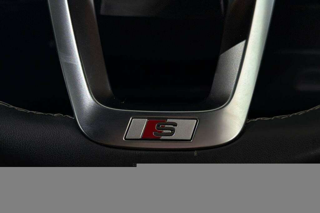 Audi Q8 4.0 Tfsi V8 Black Grey #21