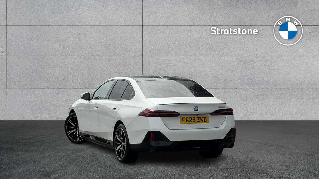 BMW 5 Series 530E M Sport Pro 2026 White #2