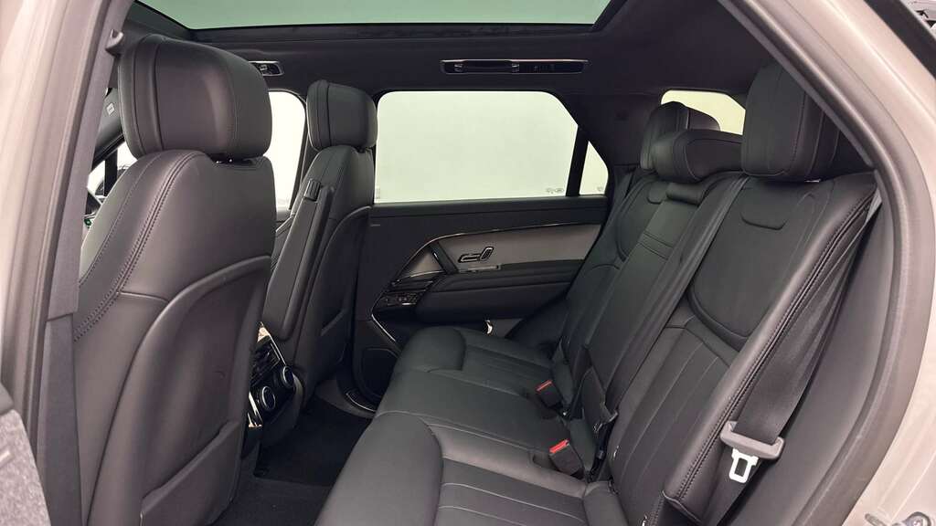 Land Rover Range Rover Sport 3.0 P460e Dynamic Se 2024 Grey #4