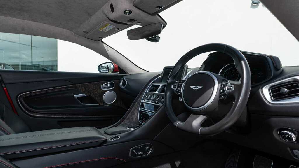 Aston Martin DB11 V8 Touchtronic 2018 Red #3