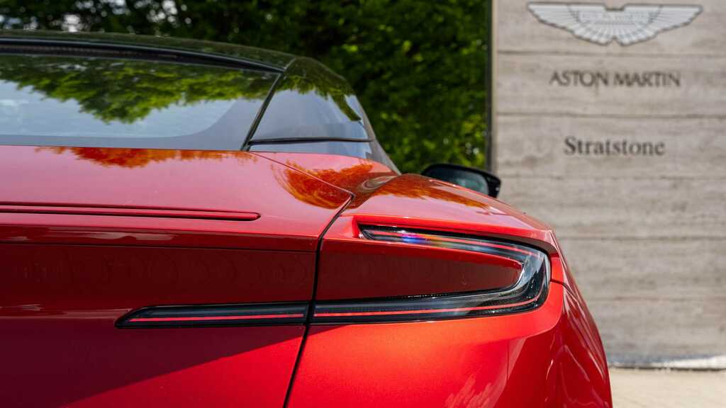 Aston Martin DB11 4.0 V8 Euro 6 Ss Orange #22