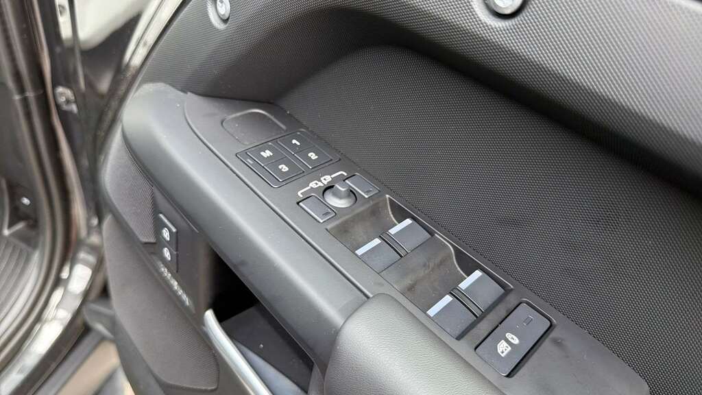 Land Rover Defender 130 3.0 D350 X-dynamic Hse Red #24