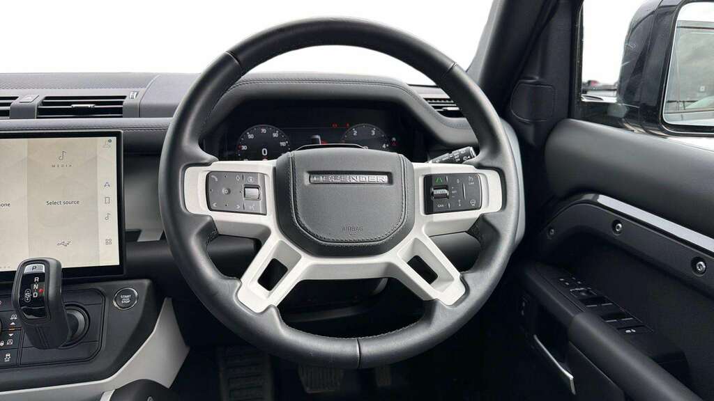 Land Rover Defender 130 3.0 D350 X-dynamic Hse Red #14