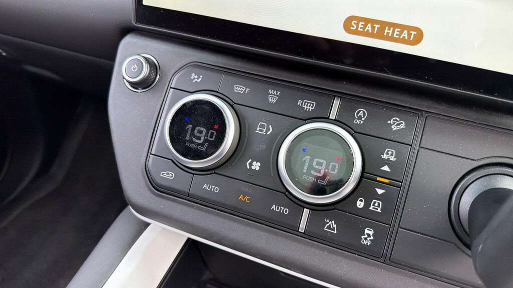 Land Rover Defender 130 3.0 D350 X-dynamic Hse Red #38