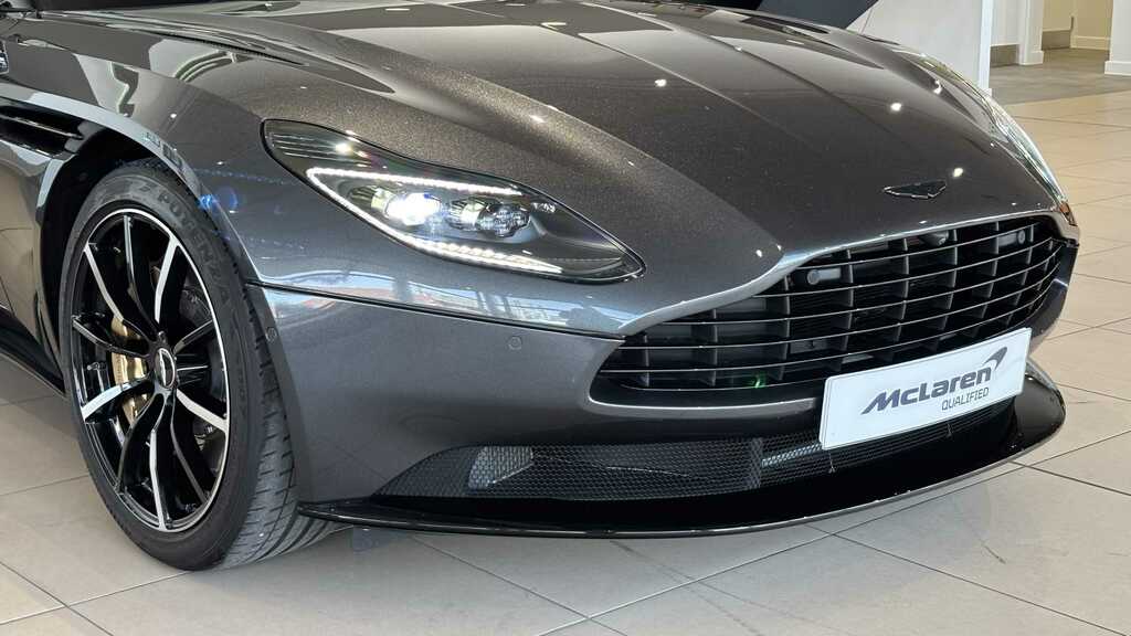 Aston Martin DB11 V8 528 Volante Touchtronic Grey #30