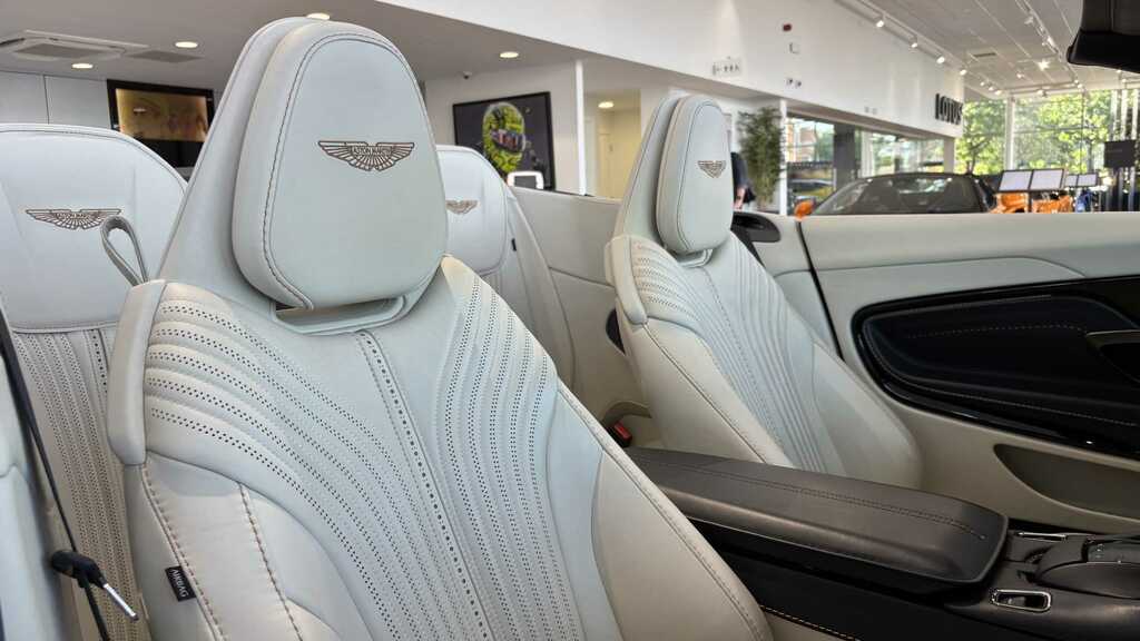 Aston Martin DB11 V8 528 Volante Touchtronic Grey #13