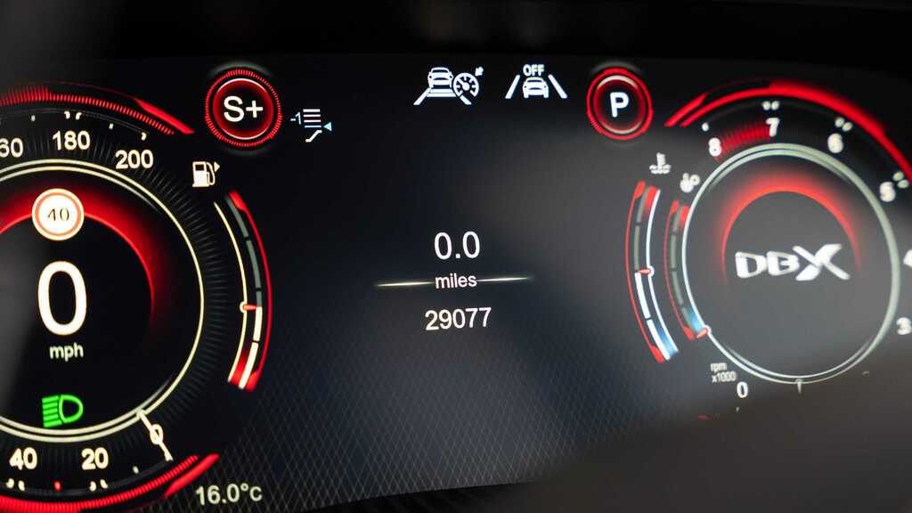 Aston Martin DBX V8 Dbx707 Touchtronic 2022 Green #4
