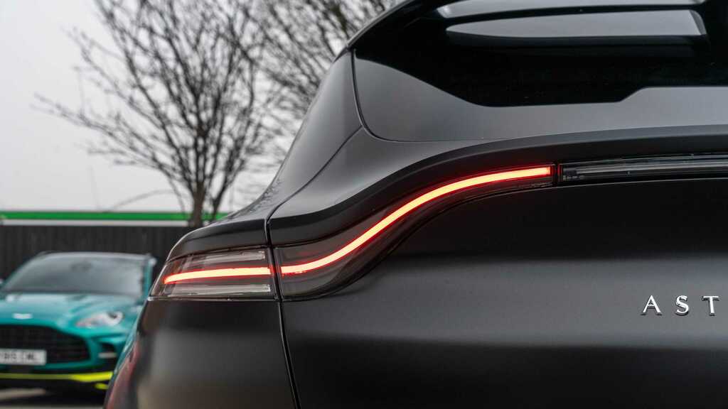 Aston Martin DBX 4.0 V8 707 4Wd Euro 6 Ss Black #24