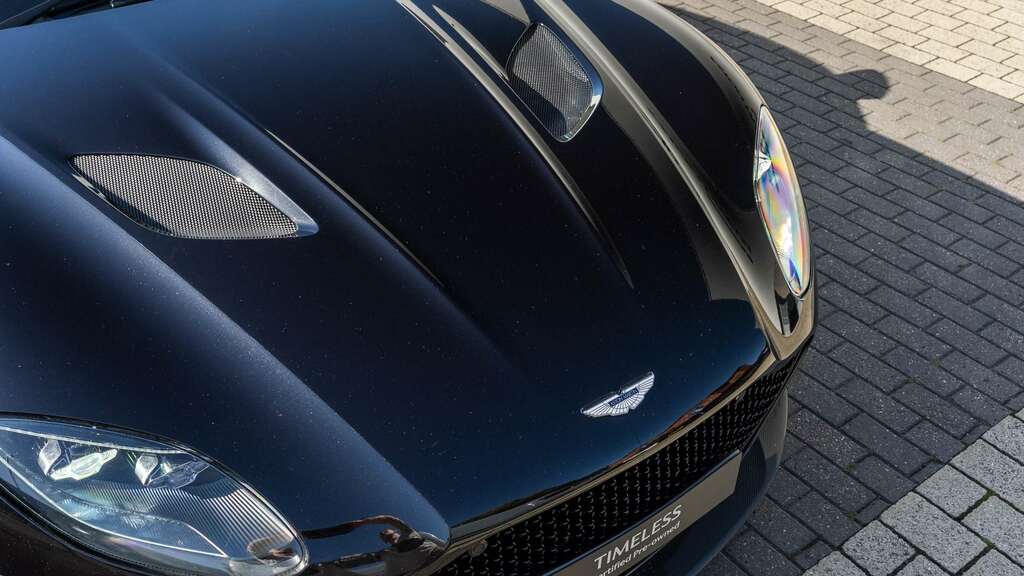 Aston Martin DBS 5.2 V12 Biturbo Ultimate Coupe Eur Black #30