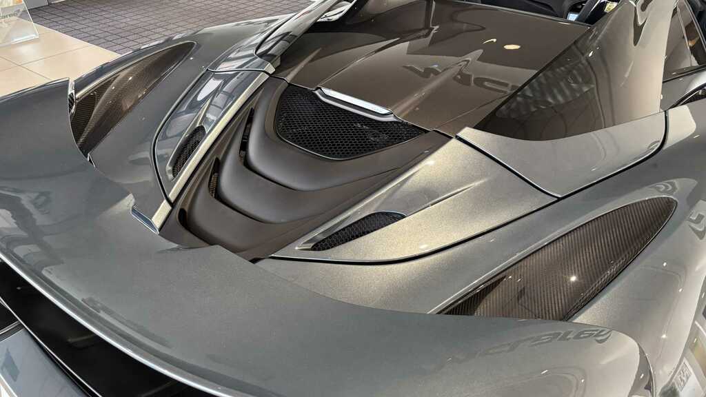 McLaren 720S Petrol  #28