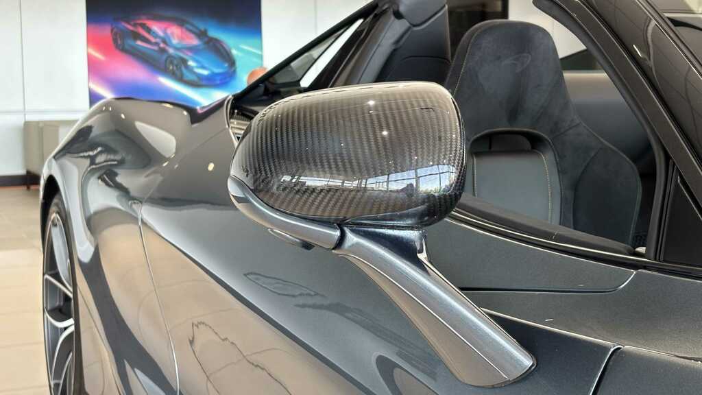 McLaren 720S Petrol  #11