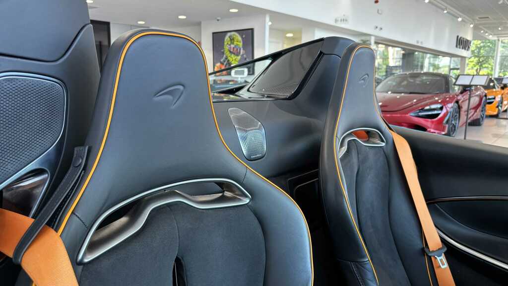 McLaren Artura Spider Blue #24