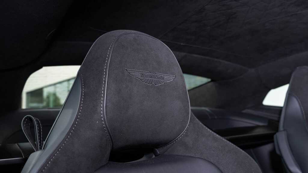 Aston Martin Vanquish V12 2025 Black #3