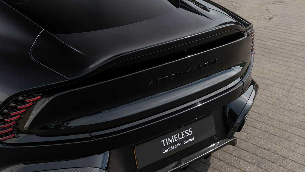 Aston Martin Vanquish V12 2025 Black #6