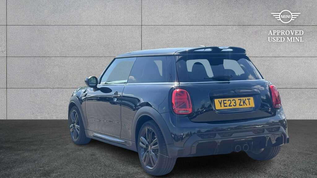 Mini Hatch 2.0 Cooper S Sport Premium 2023 Black #2