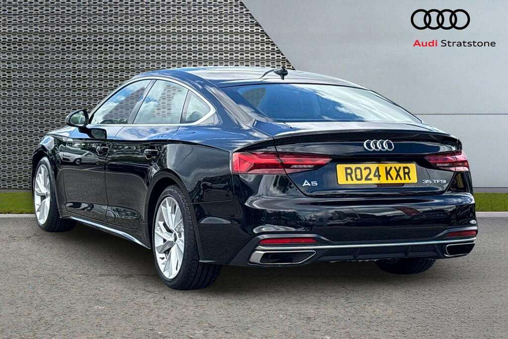 Audi A5 35 Tfsi Sport S Tronic 2024 Black #2