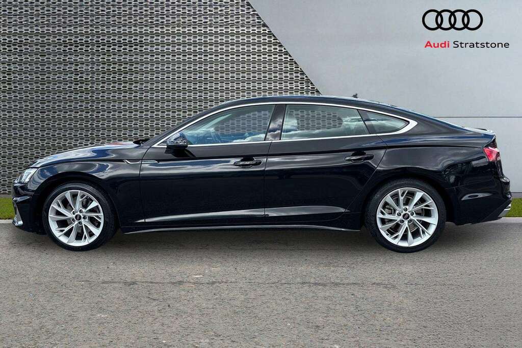 Audi A5 35 Tfsi Sport S Tronic 2024 Black #6
