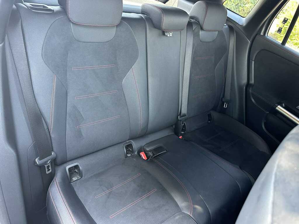 Mercedes-Benz GLA Class 1.3 Gla200 Amg Line Night Edition Premium Plus 7 Grey #12