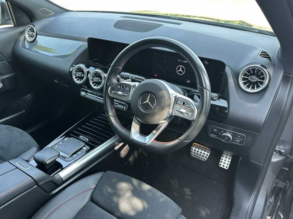 Mercedes-Benz GLA Class 1.3 Gla200 Amg Line Night Edition Premium Plus 7 Grey #11
