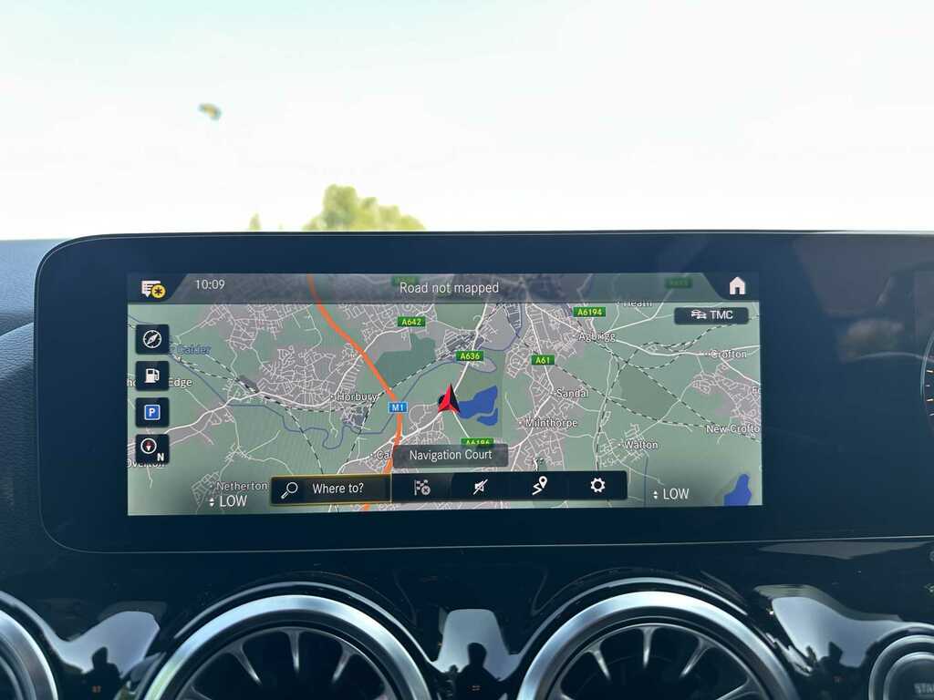 Mercedes-Benz GLA Class 1.3 Gla200 Amg Line Night Edition Premium Plus 7 Grey #27