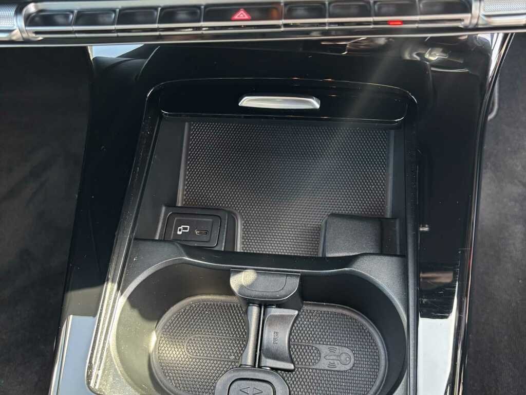 Mercedes-Benz CLA Class Cla180 Amg Line Night Black #30