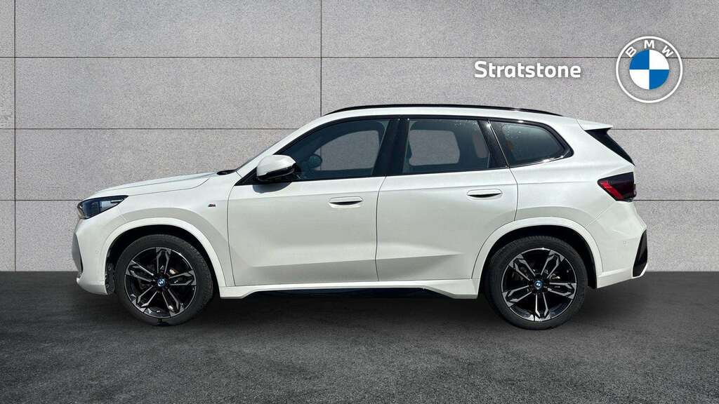 BMW iX1 230Kw Xdrive30 M Sport 65Kwh 2023 White #3