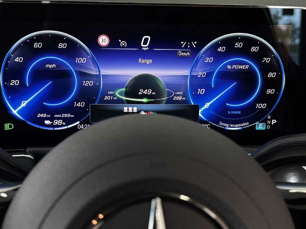 Mercedes-Benz EQB Urban Edition Black #24