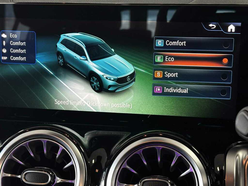 Mercedes-Benz EQB Urban Edition Black #33