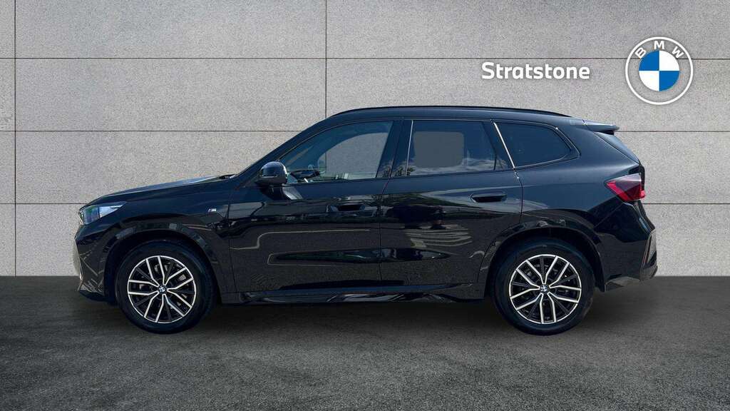 BMW X1 Sdrive 20I Mht M Sport Step 2024 GF74WND Black #4