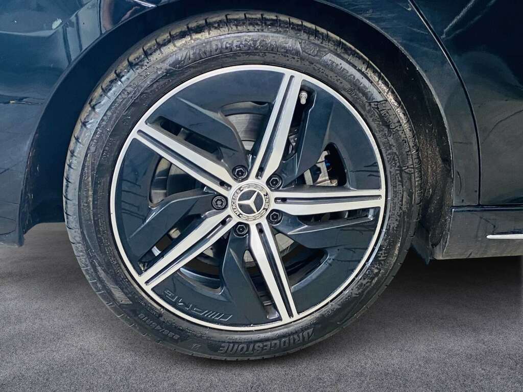 Mercedes-Benz CLA Class 200 Amg Line Executive 2026 Black #6