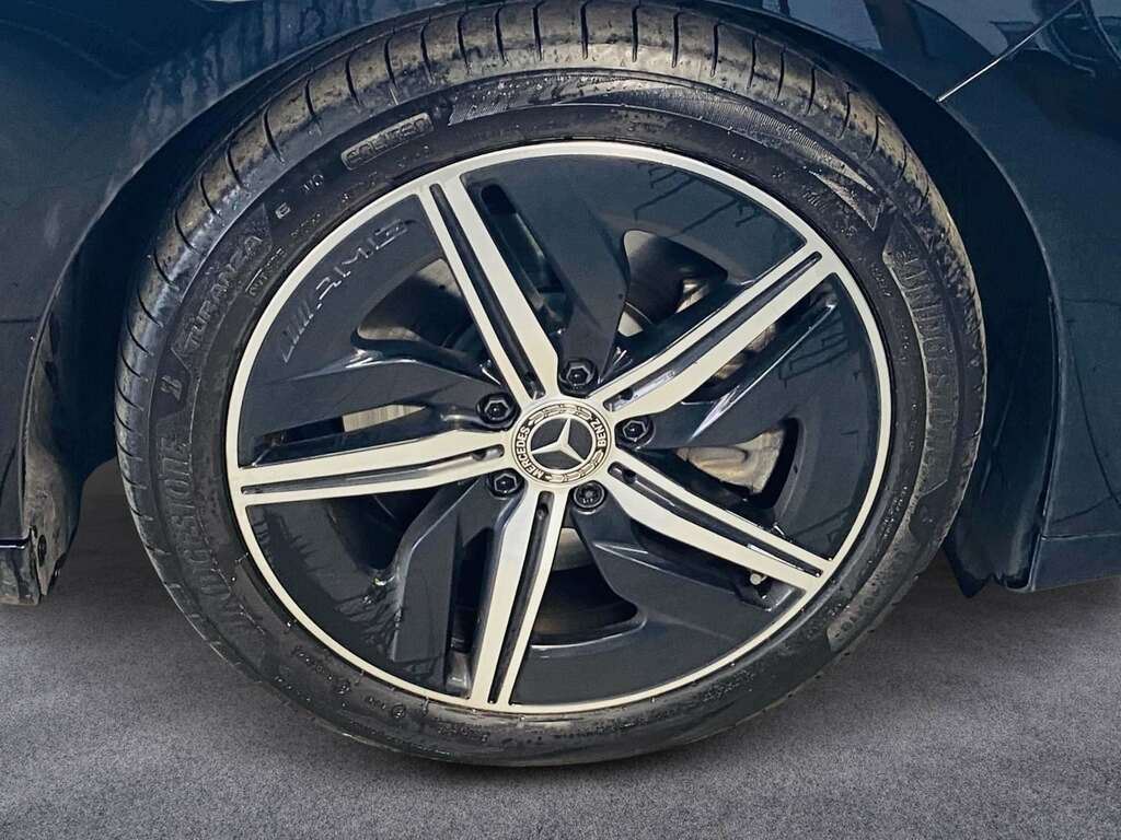 Mercedes-Benz CLA Class 200 Amg Line Executive 2026 Black #5