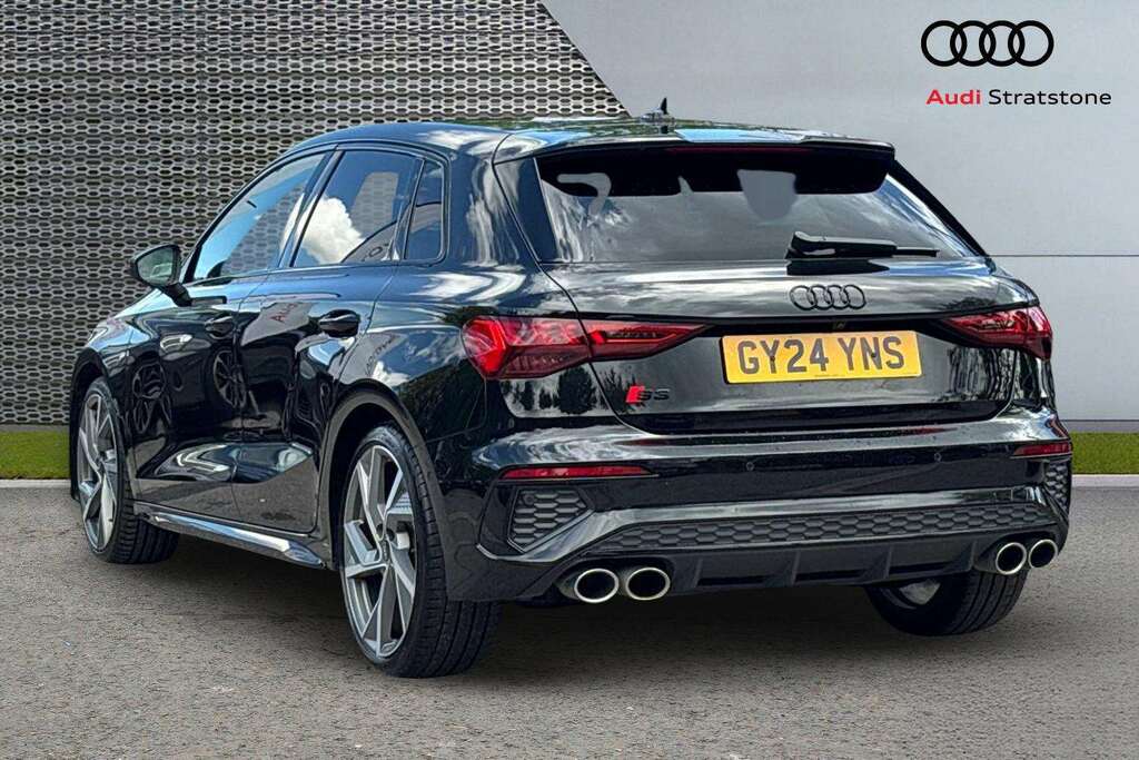 Audi A3 1.5 Tfsi 35 S Line Sportback S Tronic E Blue #2