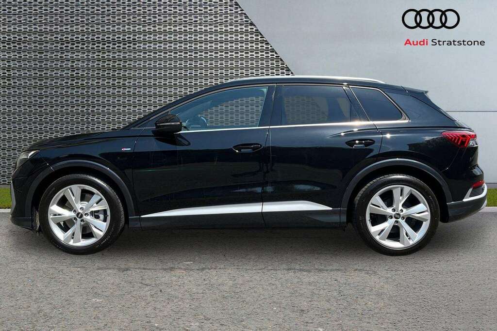Audi Q4 E Tron Q4 210Kw 45 Quattro 82Kwh Black Edition Black #7