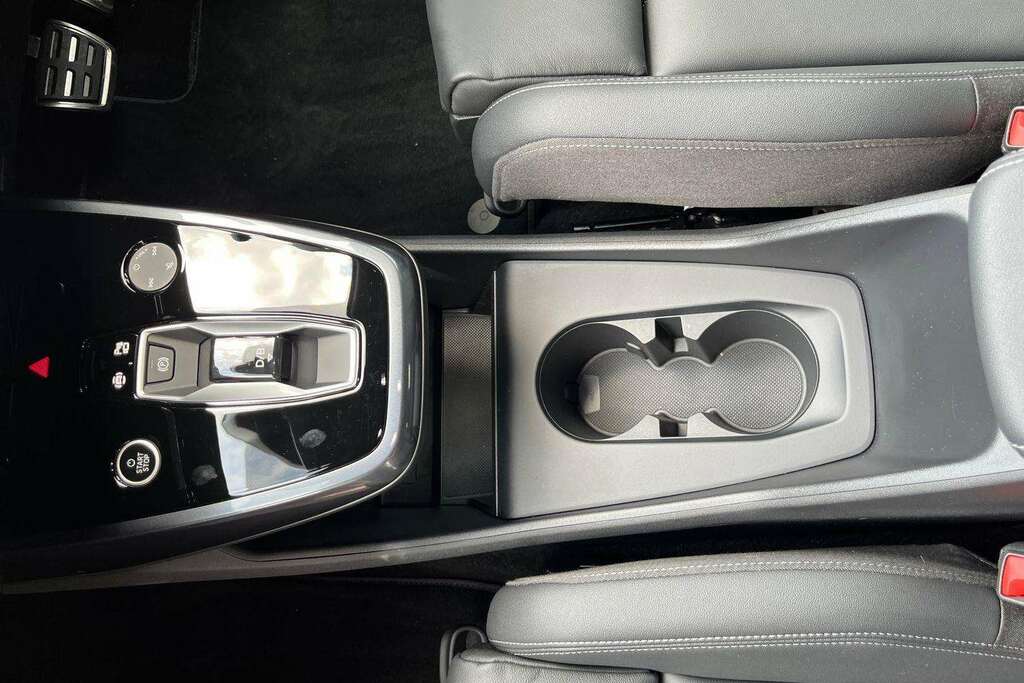 Audi Q4 E Tron Q4 210Kw 45 Quattro 82Kwh Black Edition Black #25