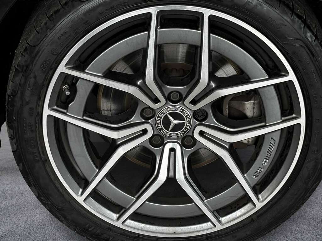 Mercedes-Benz E Class E400d 4Matic Amg Line Premium 9G-tronic 2023 Black #4