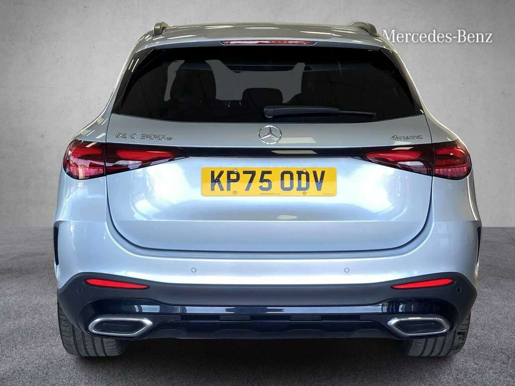 Mercedes-Benz GLC Class 300E 4Matic Urban Edition 9G-tronic 2025 Silver #2