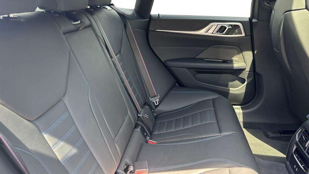 BMW i4 40 83.9Kwh M Sport Gran Coupe Edrive Black #12