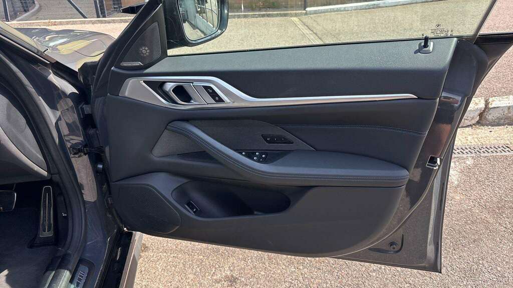 BMW i4 40 83.9Kwh M Sport Gran Coupe Edrive Black #24
