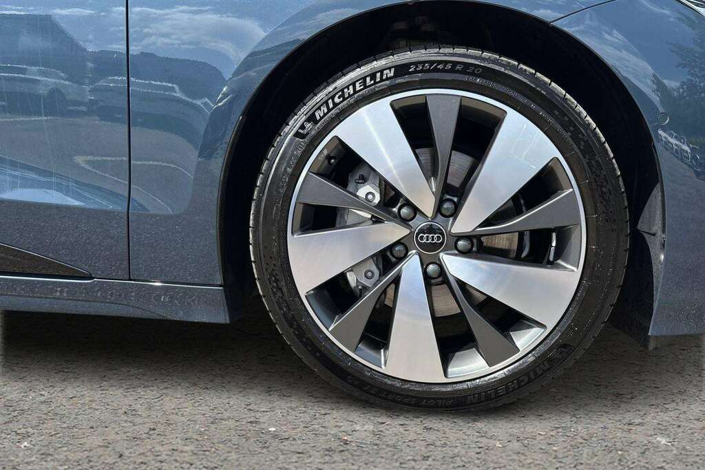 Audi A6 210Kw 83Kwh Sport 2025 Black #10