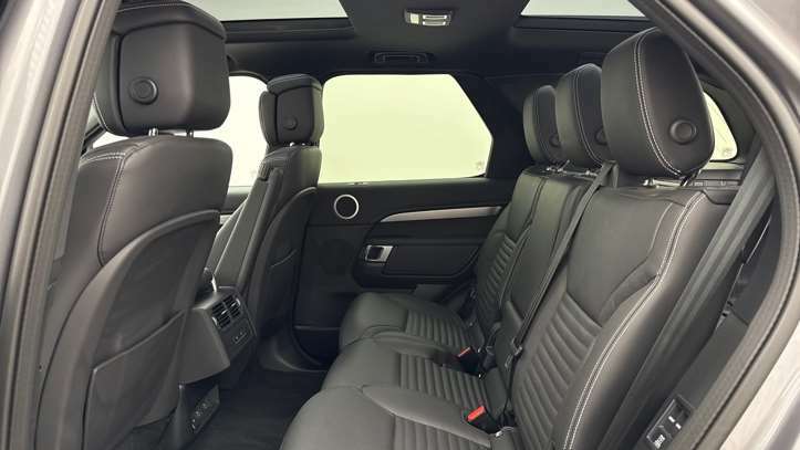 Land Rover Discovery 3.0 D350 Dynamic Hse 2024 Grey #4