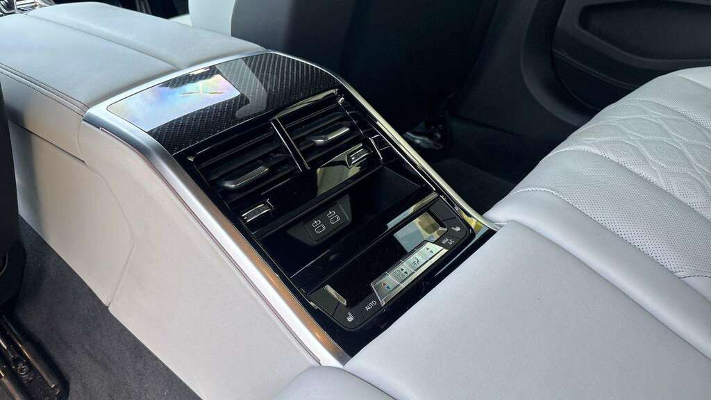 BMW M8 4.4 M8i V8 Competition Steptronic 4Wd Euro 6 Ss Black #27
