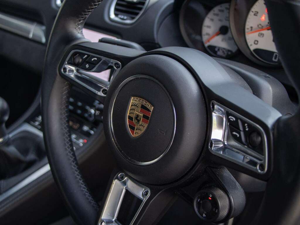 Porsche 718 Cayman 4.0 Gt4 Rs Pdk Yellow #22