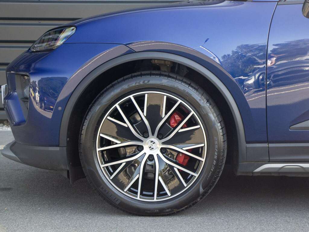 Porsche Macan 4S 2025 Blue
