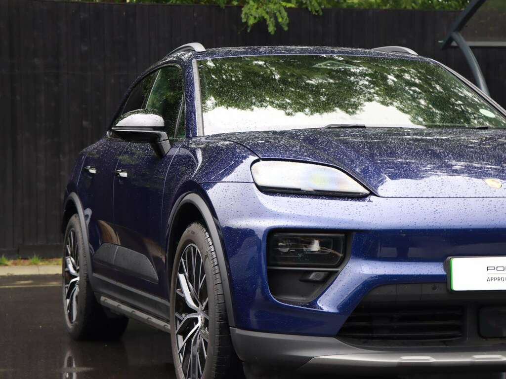 Porsche Macan 100Kwh 4 Suv 4Wd 408 Ps Blue #15