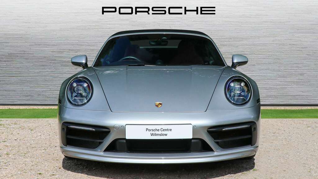 Porsche 911 Carrera 4S Coupe Pdk 2,981 cc Silver #9
