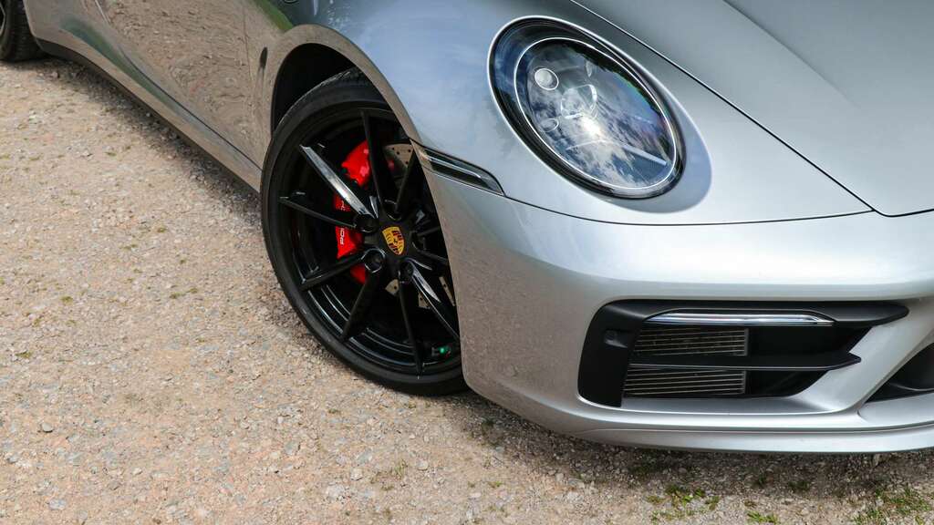 Porsche 911 Carrera 4S Coupe Pdk 2,981 cc Silver #31