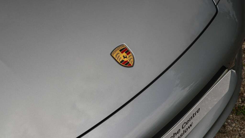 Porsche 911 Carrera 4S Coupe Pdk 2,981 cc Silver #29