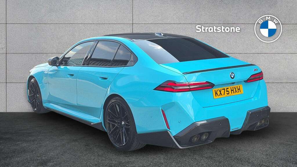BMW M5 Dct 2025 Blue