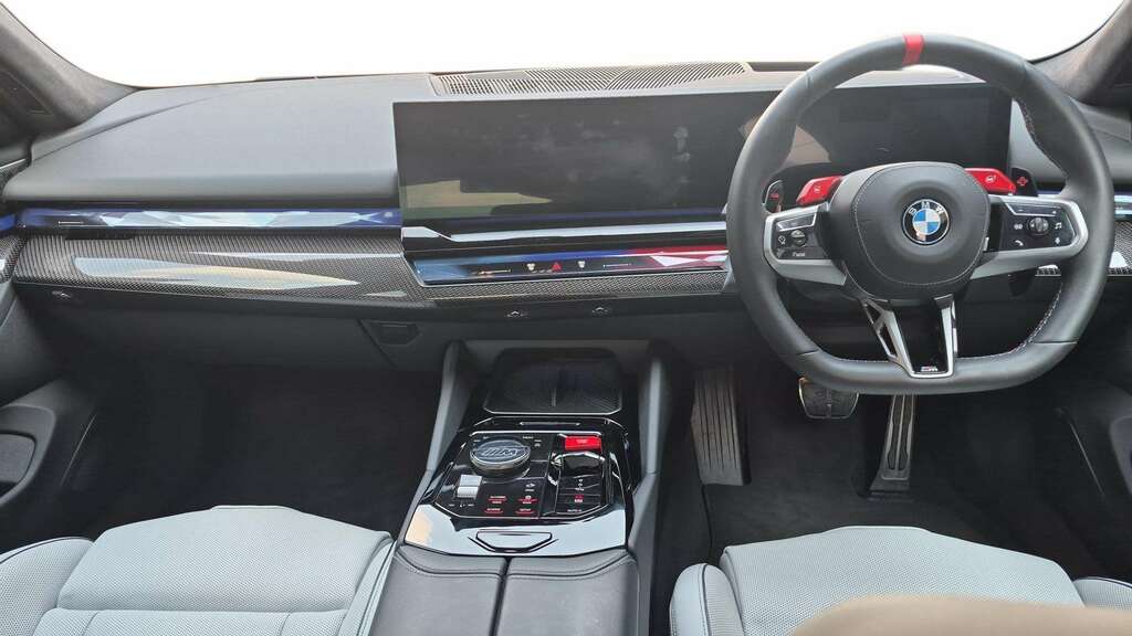 BMW M5 Dct 2025 Blue #5